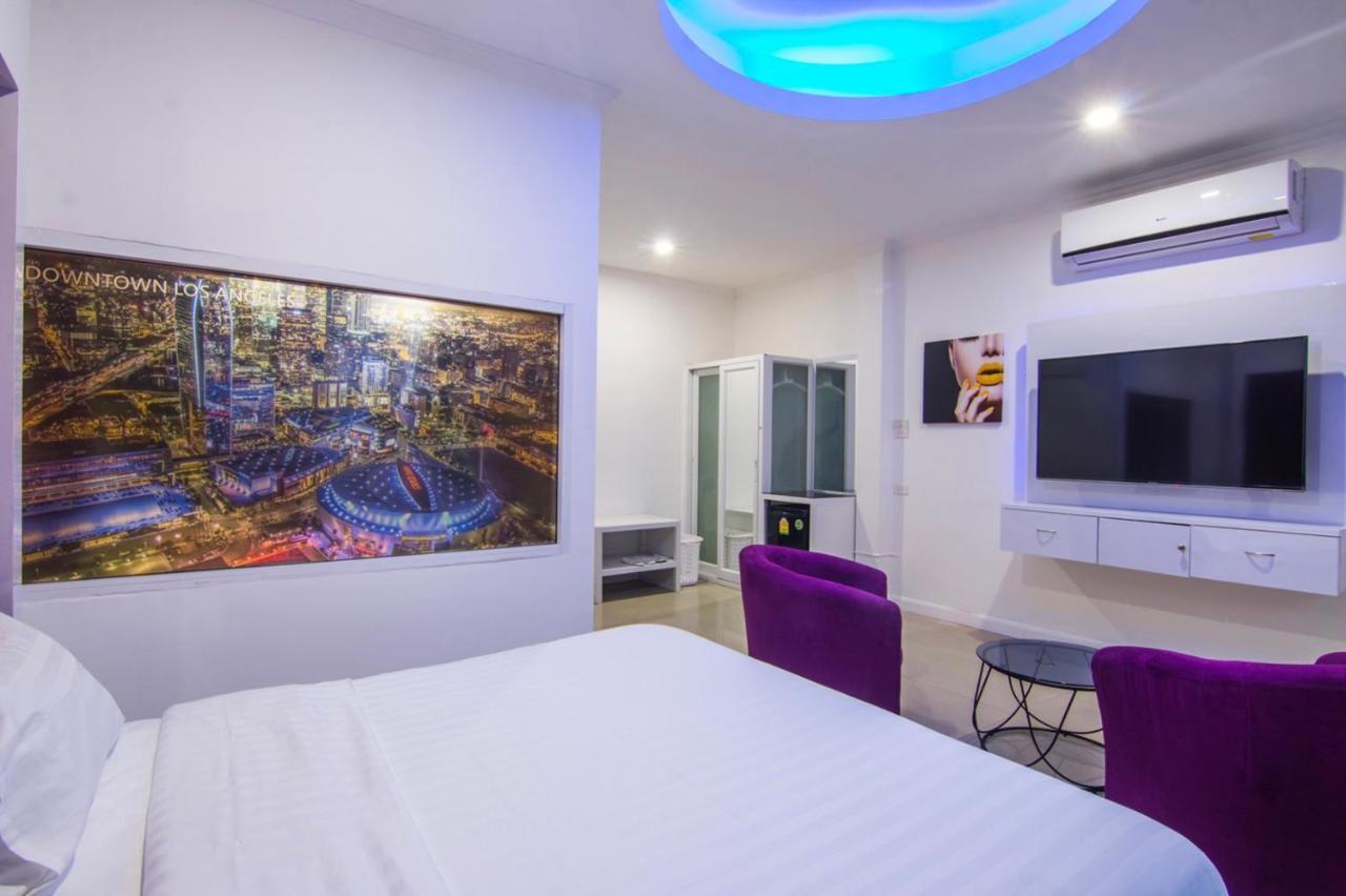 Titanic Residence-5 Minutes Walk To Walking Street 파타야 외부 사진