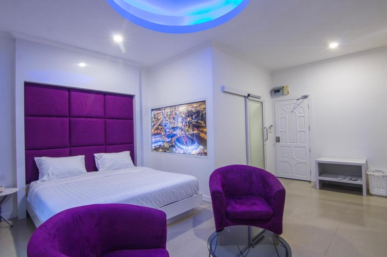 Titanic Residence-5 Minutes Walk To Walking Street 파타야 외부 사진